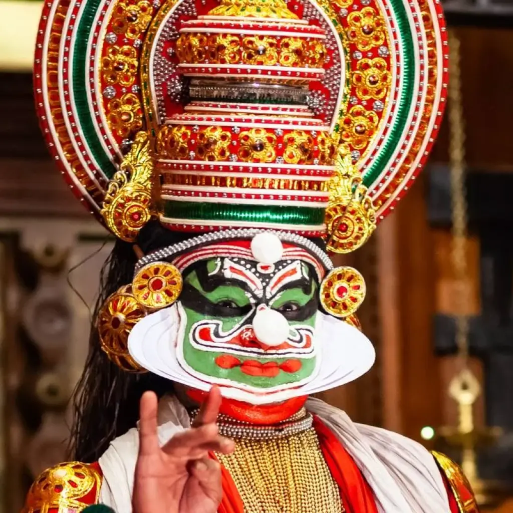 Explore From Kochi: 2-Day 1-Night Alappuzha Private Houseboat Cruise for 2 days with  Taj Voyages Tours  and discover unforgettable experiences - Photo 2