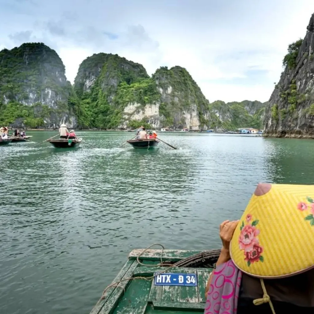 Explore 6 Days Vietnam Tour ( HANOI – HALONG BAY – DANANG ) for 6 days with  Taj Voyages Tours  and discover unforgettable experiences - Photo 2
