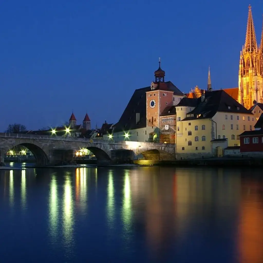 Explore Christmas on the Danube Budapest to Munich (2025) for 8 days with APT and discover unforgettable experiences - Photo 2