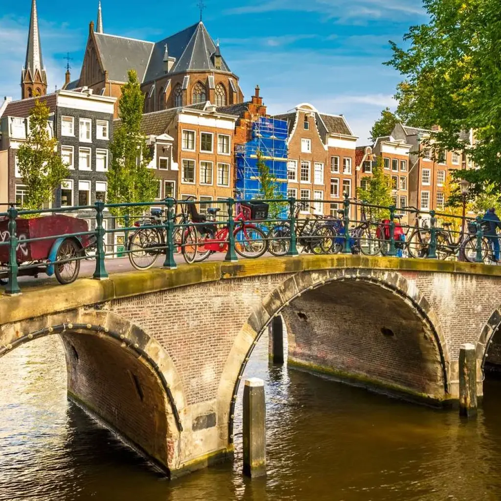 Explore Magnificent Europe Amsterdam → Budapest (2026) for 15 days with APT and discover unforgettable experiences - Photo 2