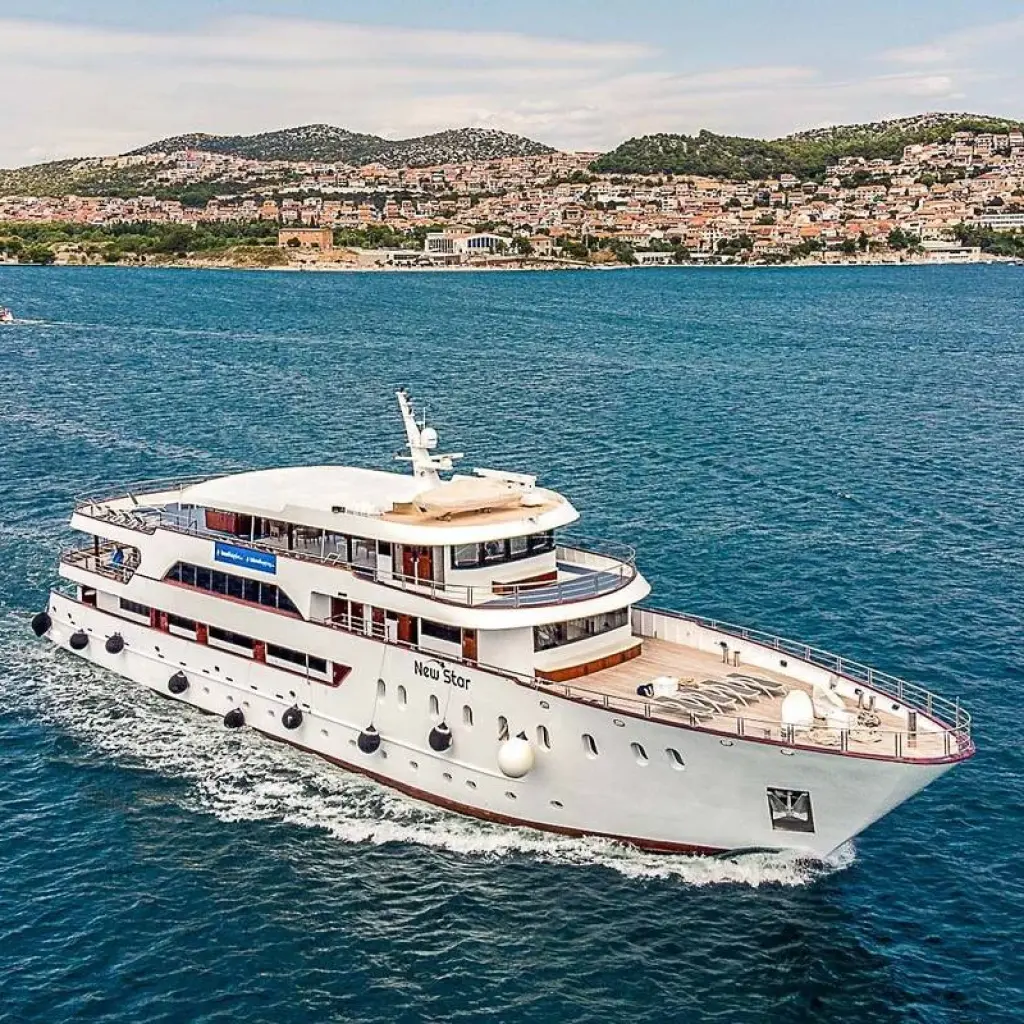 Explore Dubrovnik to Split – 5 day Premium Boat Cruise for 5 days with Ajdinis and discover unforgettable experiences - Photo 2