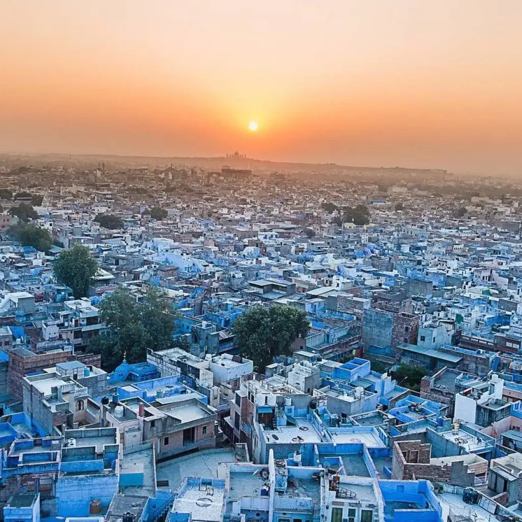 Explore North India Luxury Tour for 14 days with Alkof Holidays and discover unforgettable experiences - Photo 2