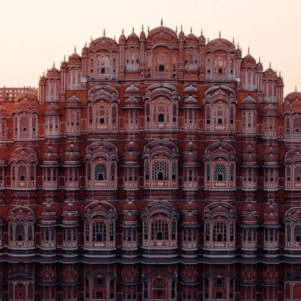 Explore Golden Triangle with Varanasi Budget Tour for 6 days with Alkof Holidays and discover unforgettable experiences - Photo 2
