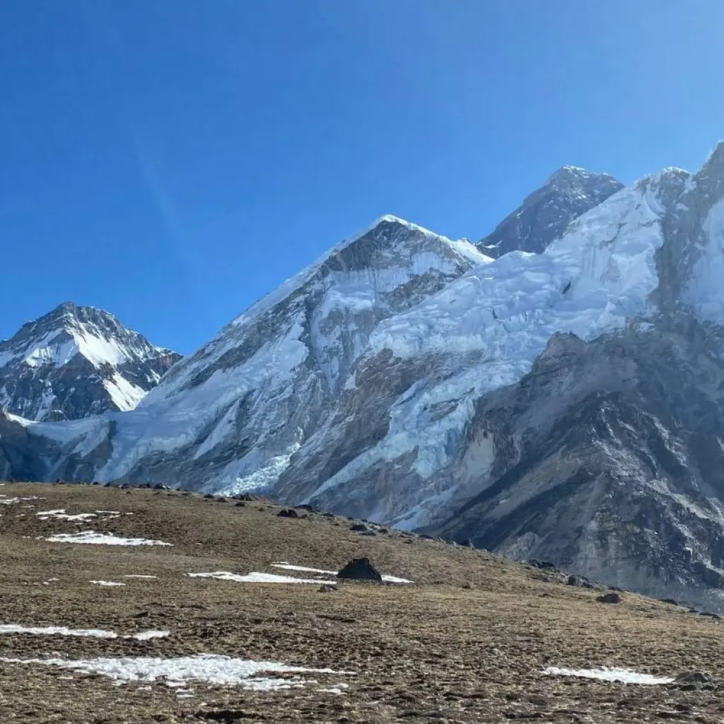 Explore Everest Base Camp Trek And Helicopter Back for 7 days with Alpine Club of Himalaya and discover unforgettable experiences - Photo 2