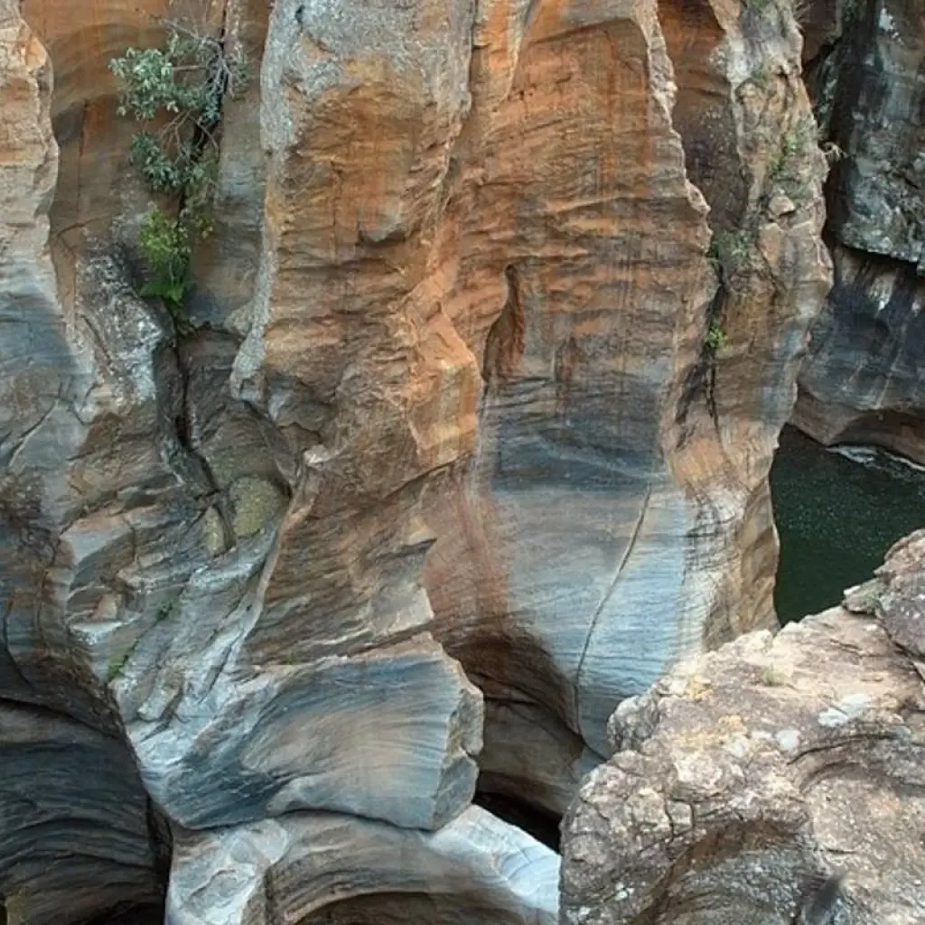 Explore Kruger National Park, Panorama Route & Eswatini Tour for 5 days with Amatungulu Tour and discover unforgettable experiences - Photo 3