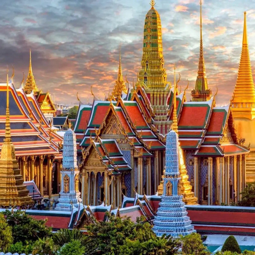 Explore Fascinating Vietnam, Cambodia & the Mekong River with Hanoi, Ha Long Bay & Bangkok (Northbound) for 19 days with Avalon Waterways and discover unforgettable experiences - Photo 2