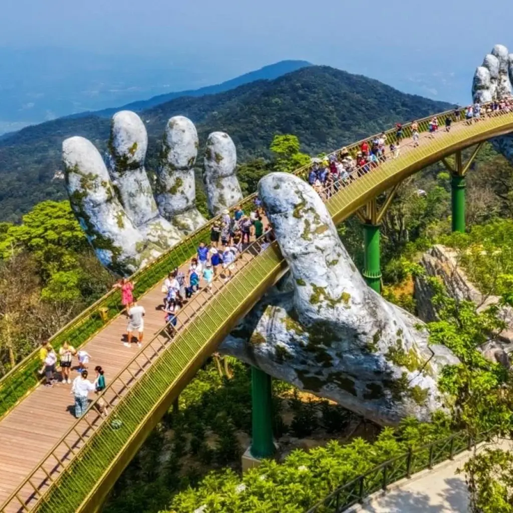 Explore Vietnam & Cambodia: Small Group Roundtrip & Bathing (incl. flight) for 21 days with Bavaria Fernreisen and discover unforgettable experiences - Photo 2