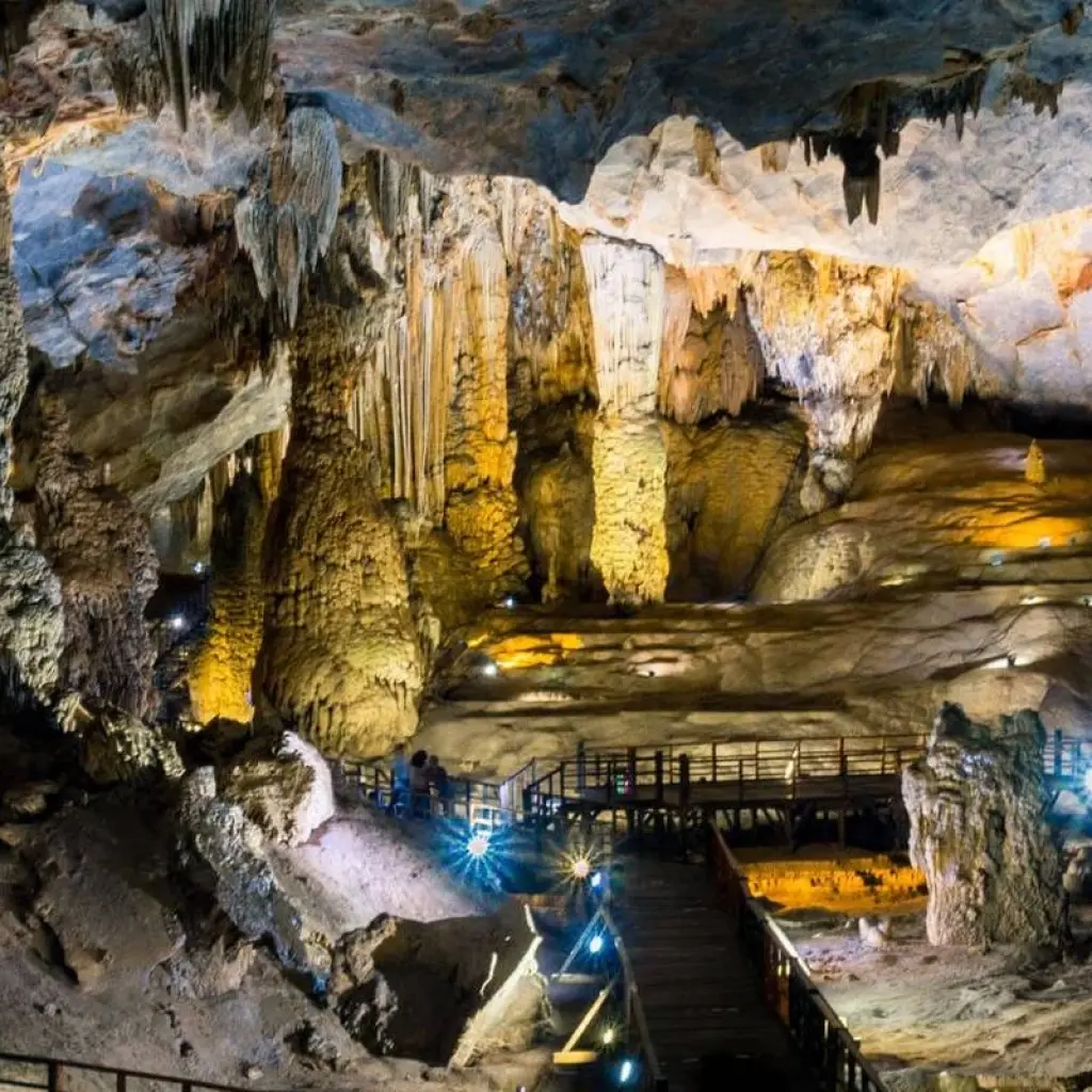 Explore Discover Vietnam in 10 Days for 10 days with Best Vietnam Tours and discover unforgettable experiences - Photo 2