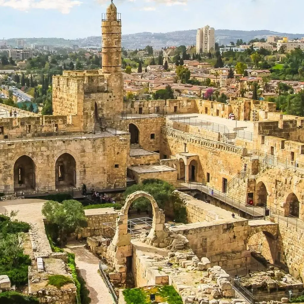 Explore Israel, Jordan and Egypt with Nile Cruise 12 days (2+Travelers, 4* Hotel) for 12 days with Booking Tours and discover unforgettable experiences - Photo 2