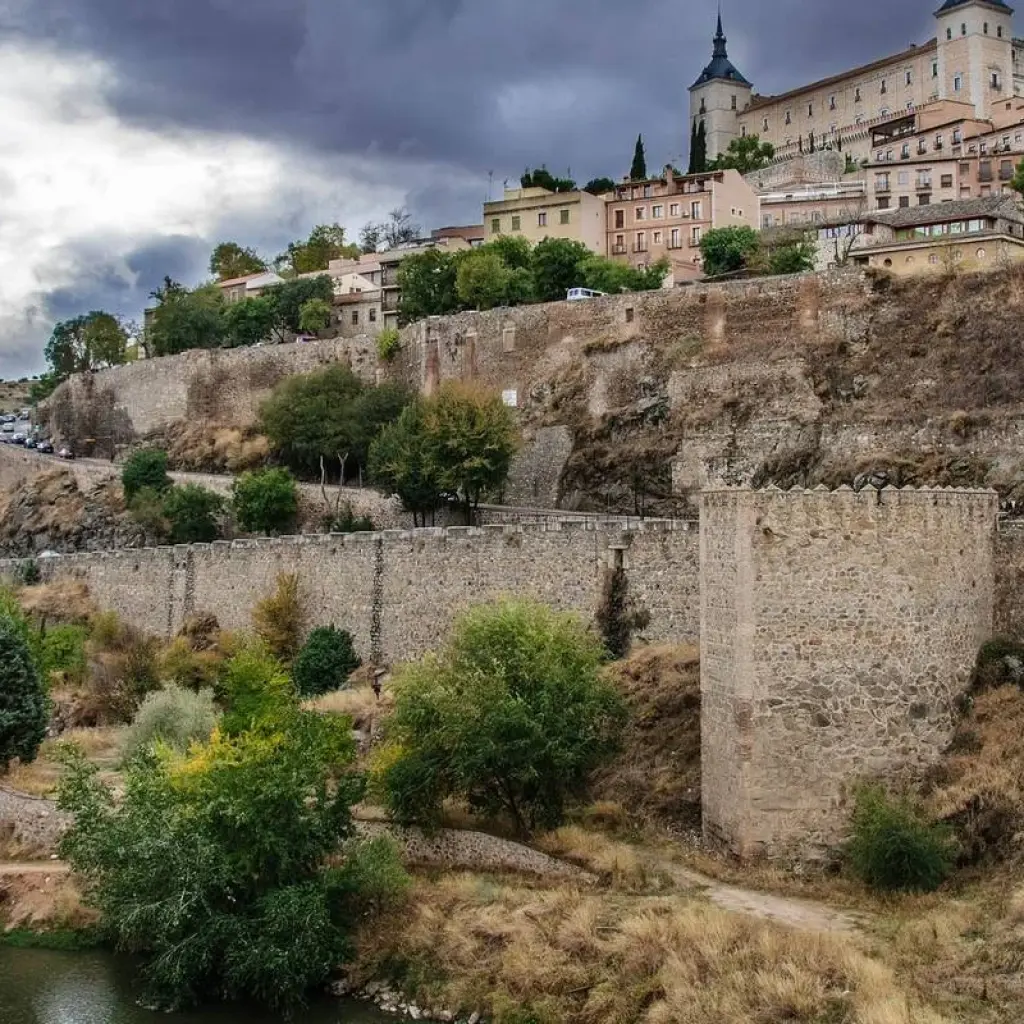 Explore Spain Portugal Highlights – Madrid Granada Seville Lisbon Porto for 10 days with Bucket List Group Travel LLC and discover unforgettable experiences - Photo 2