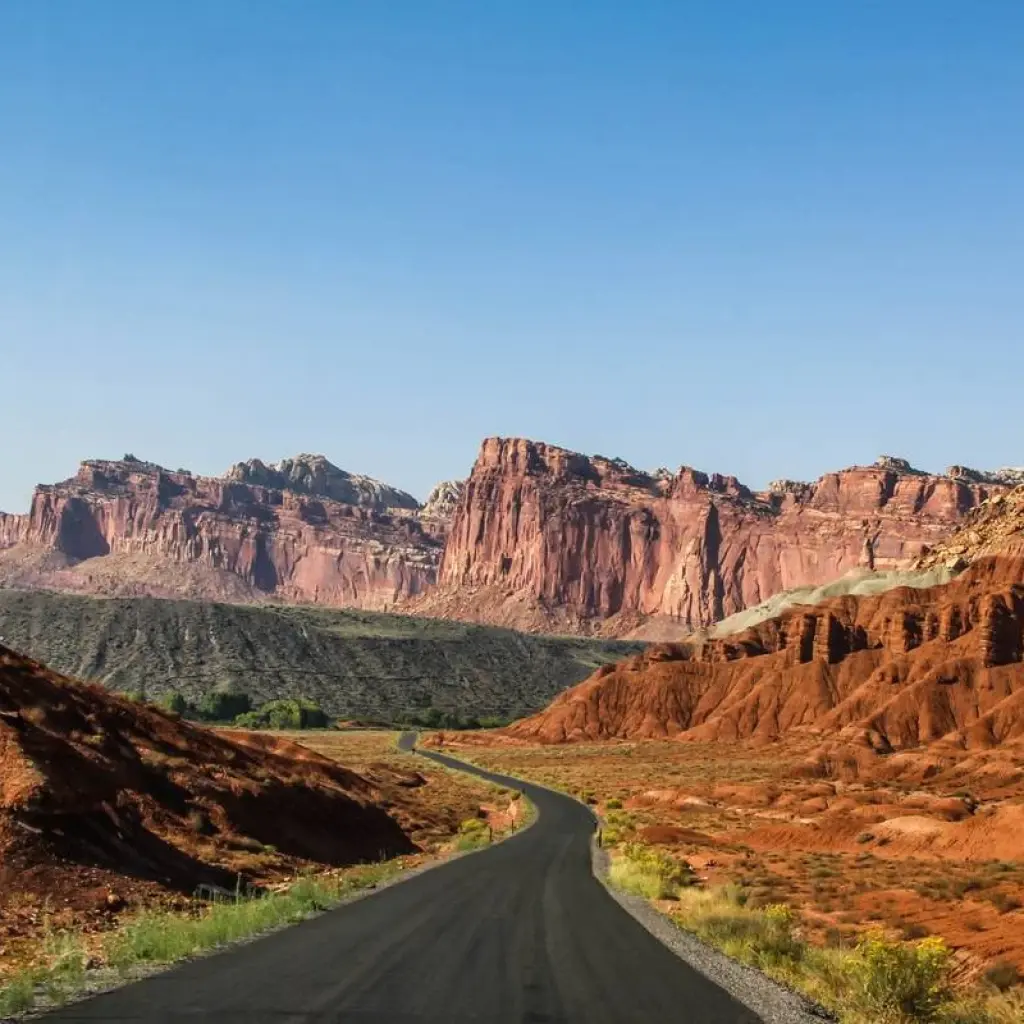 Explore USA Road Trip (End Los Angeles) for 23 days with Contiki and discover unforgettable experiences - Photo 2