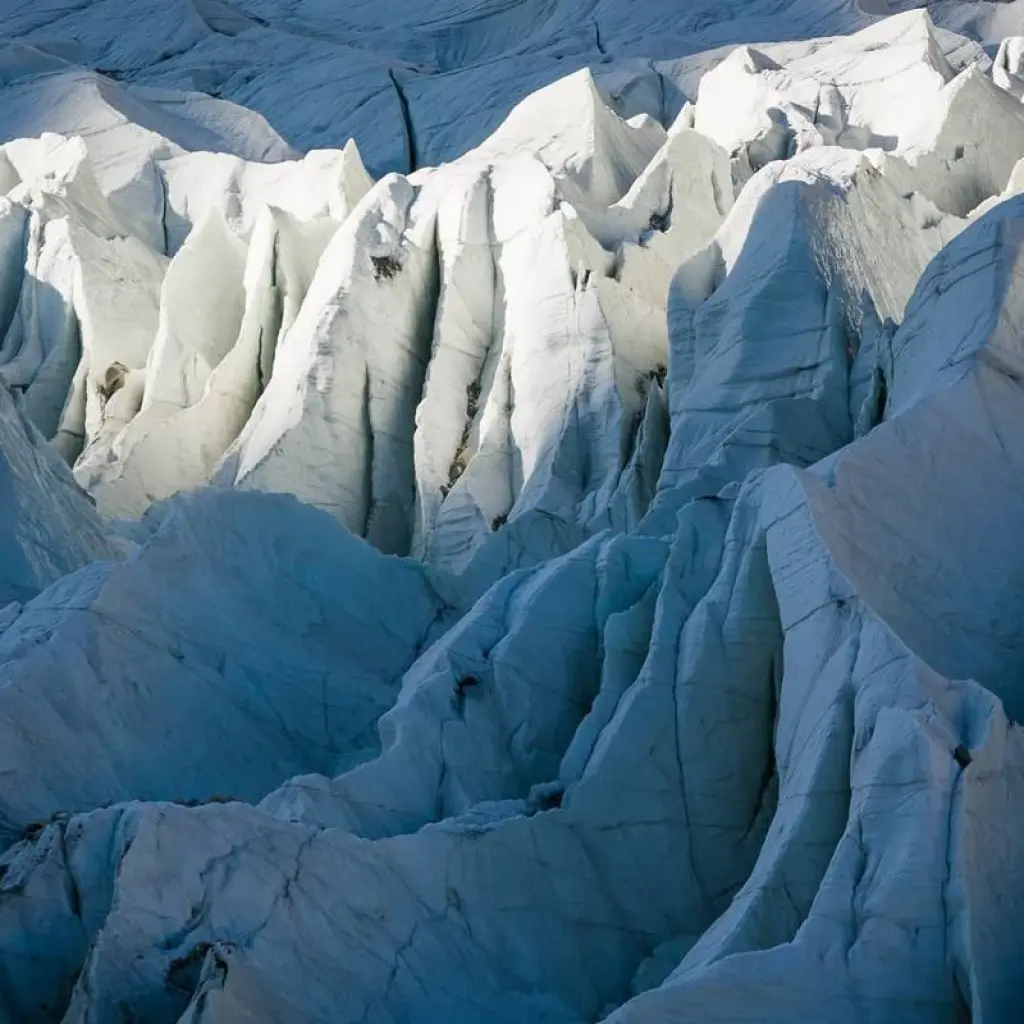 Explore Batura Glacier Trekking Expedition for 16 days with Crossroads Adventure  and discover unforgettable experiences - Photo 2