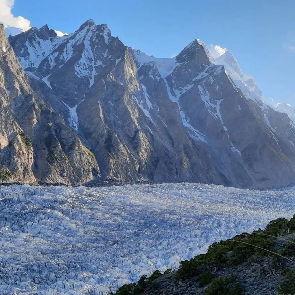 Explore Patundas Trekking Expedition, Hunza, Gilgit-Baltistan, Pakistan - 14 Days for 14 days with Crossroads Adventure  and discover unforgettable experiences - Photo 2