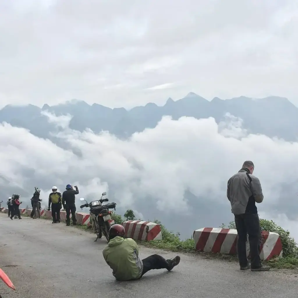 Explore Vietnam Dirt Bike Loop Tour to Son La, Sapa, Ha Giang, Lang Son, Ha Long Bay for 16 days with DNQ Travel and discover unforgettable experiences - Photo 2