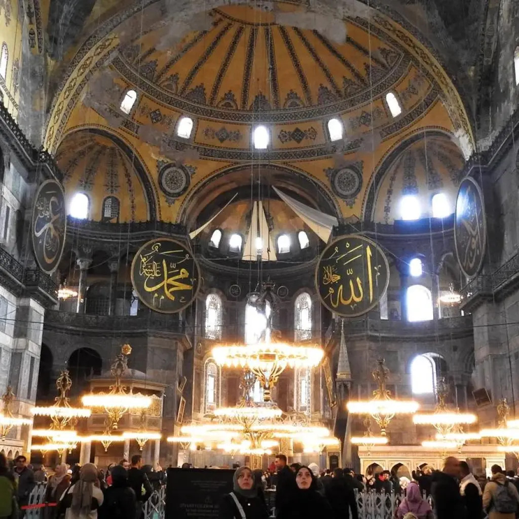 Explore Istanbul Essential 3 Days Discovery for 3 days with Daytur Dubai and discover unforgettable experiences - Photo 2