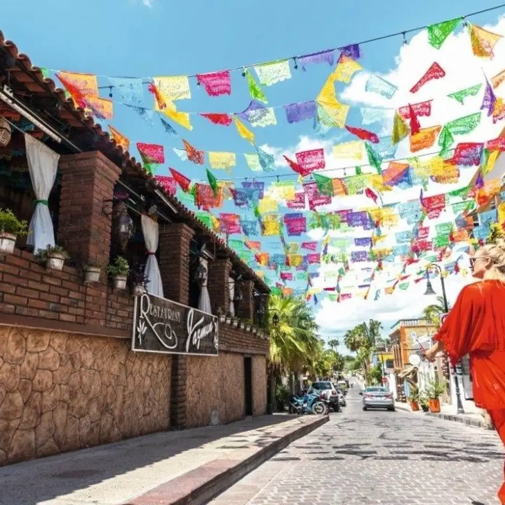 Explore La Paz - Active for 5 days with Destination Services Mexico and discover unforgettable experiences - Photo 2