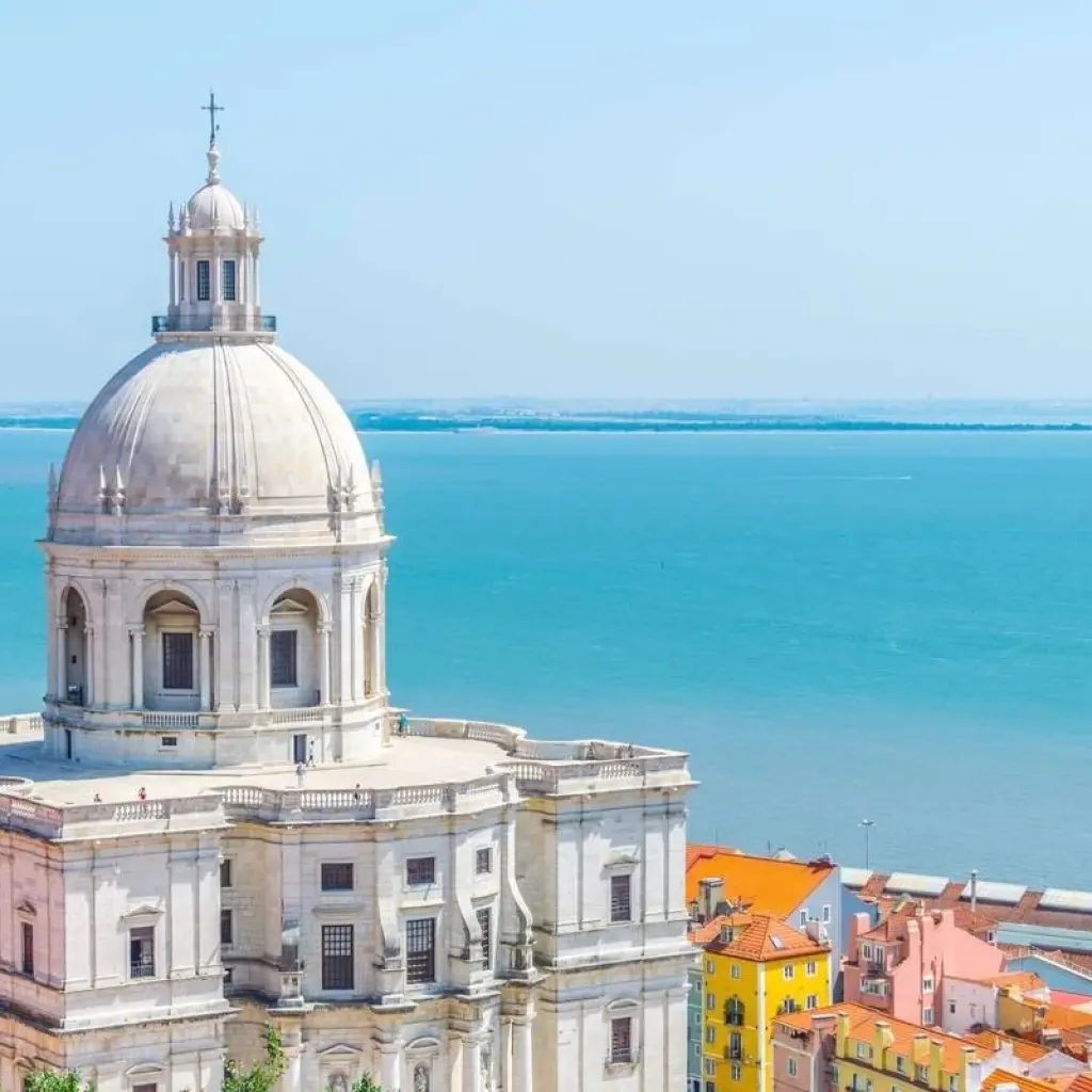 Explore Lisbon, Oporto and Fatima for 6 days with Destination Services Spain and discover unforgettable experiences - Photo 2