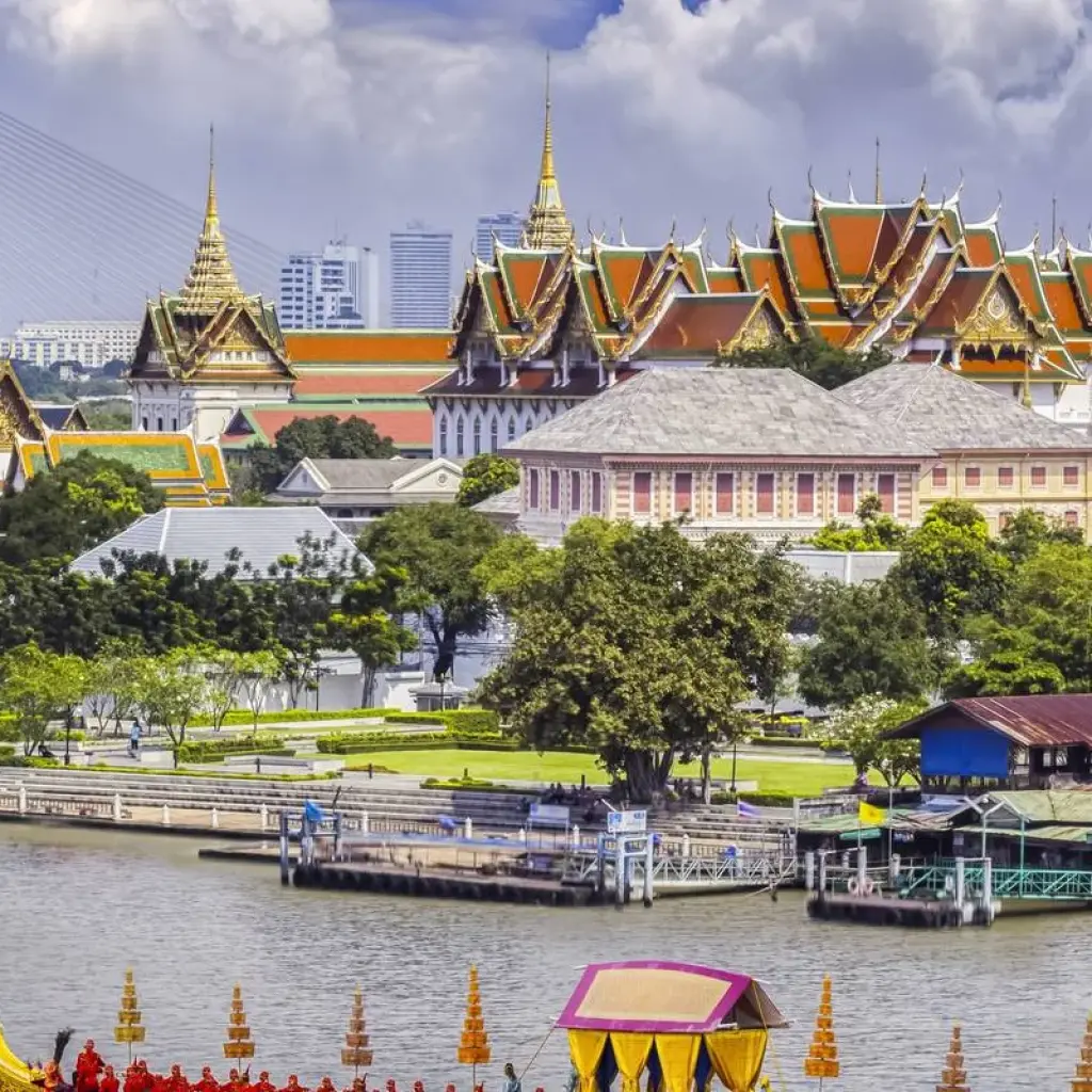 Explore Bangkok Walk & Wish, Small Group Tour for 4 days with Destination Services Thailand and discover unforgettable experiences - Photo 2