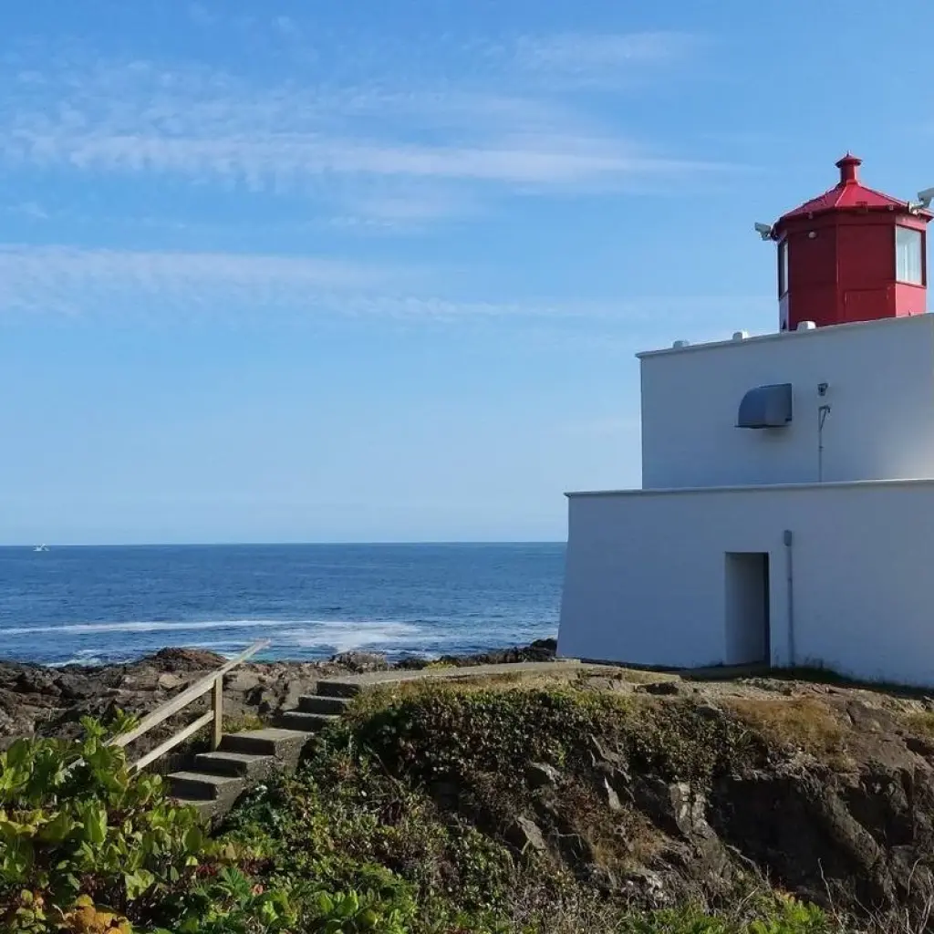 Explore Vancouver Island Premium Tour for 8 days with Discover Canada Tours and discover unforgettable experiences - Photo 2