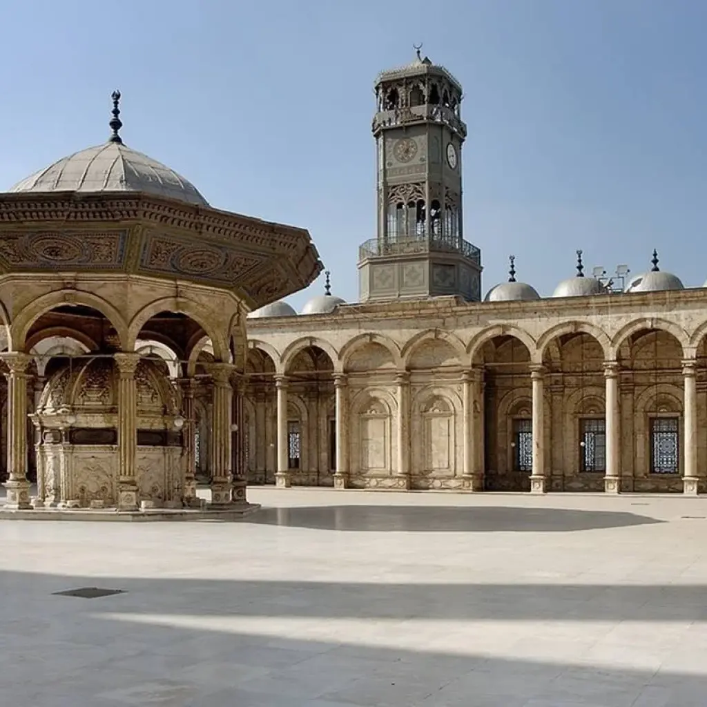 Explore Private guided tour Egypt ( Cairo - Giza - Alexandria) for 5 days with ETL Travel and discover unforgettable experiences - Photo 2