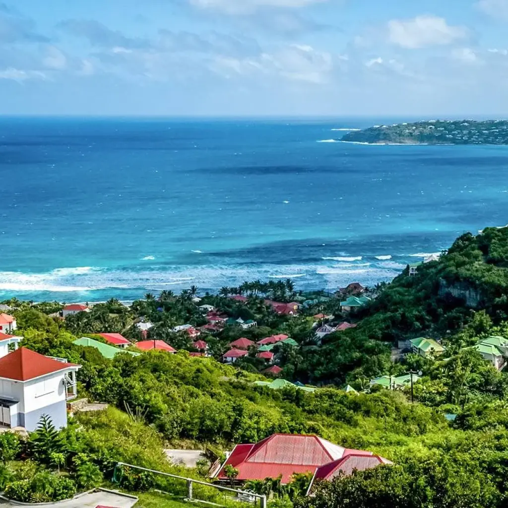 Explore Caribbean Yachting Hideaways 2025-2026 for 8 days with Emerald Cruises and discover unforgettable experiences - Photo 2