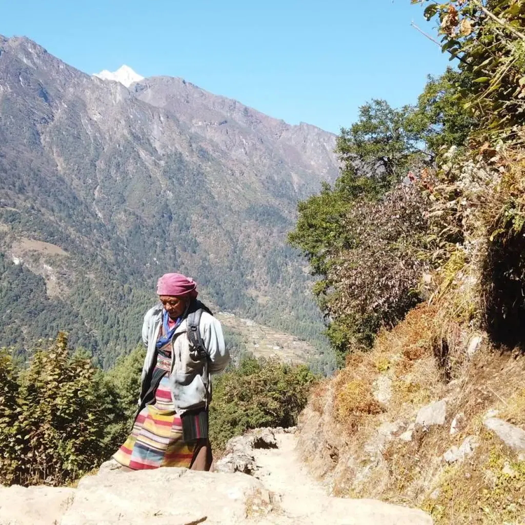 Explore Luxury Everest Base Camp Trek for 15 days with Escape Himalaya Trek and discover unforgettable experiences - Photo 10