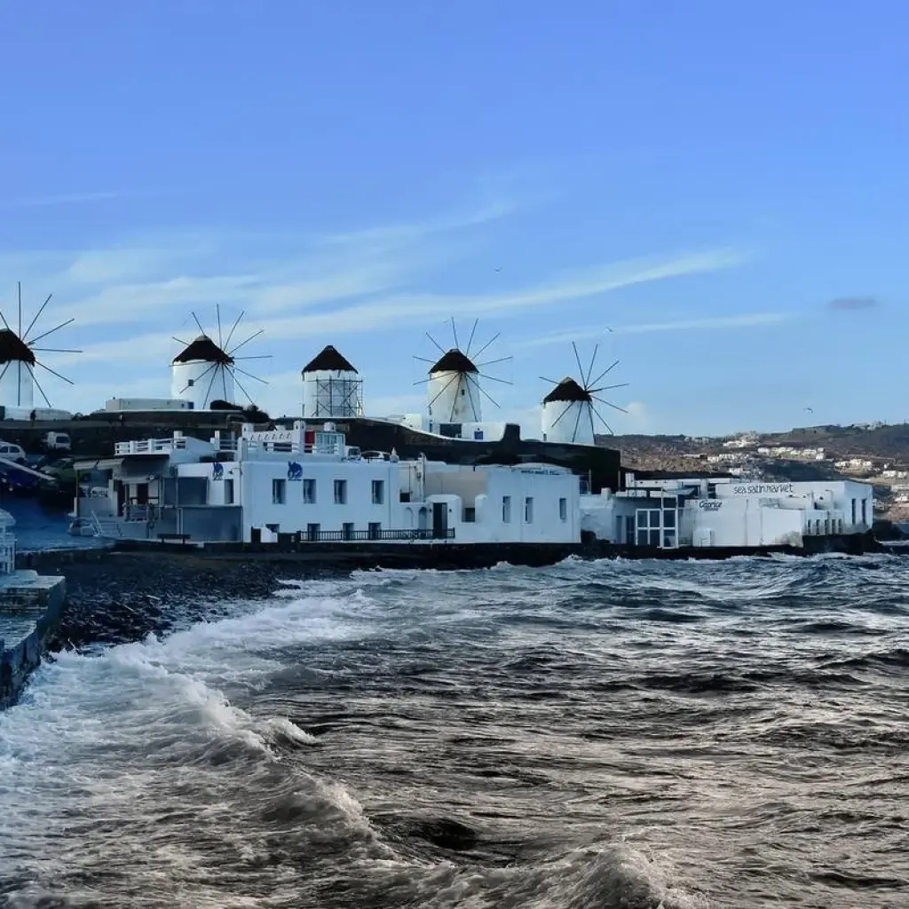 Explore Athens - Mykonos - Santorini- Crete for 10 days with Eskapas and discover unforgettable experiences - Photo 2