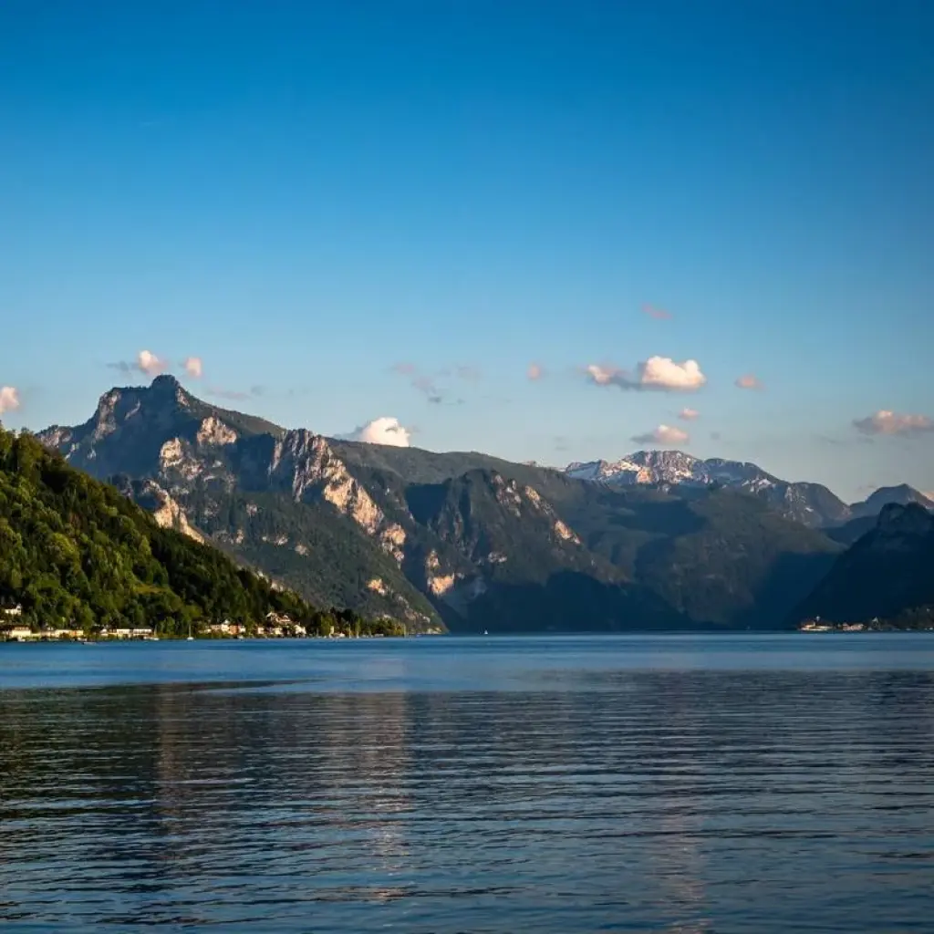 Explore Bohemian Rapsody for 17 days with Europamundo and discover unforgettable experiences - Photo 2