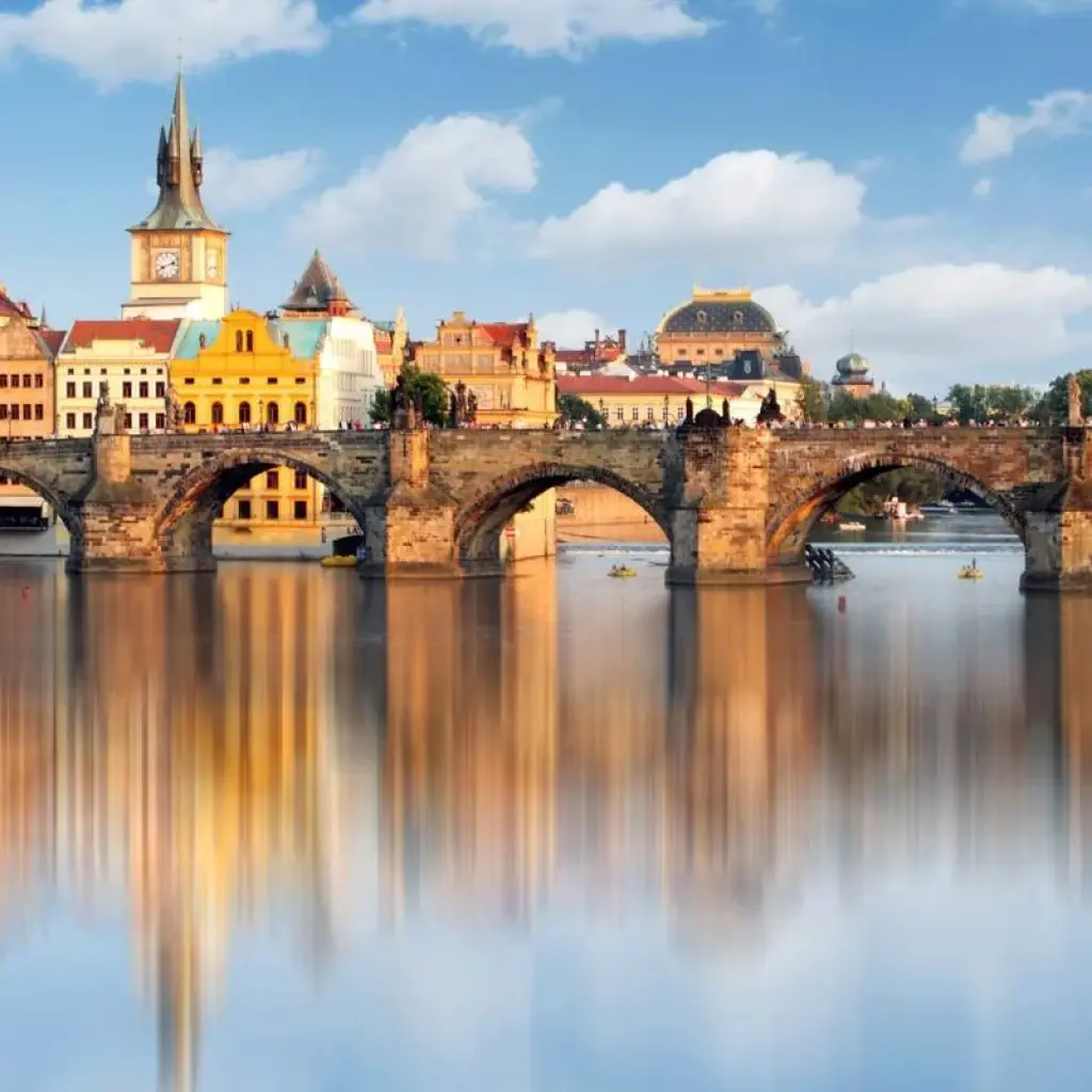 Explore Majestic Europe for 9 days with Europamundo and discover unforgettable experiences - Photo 2