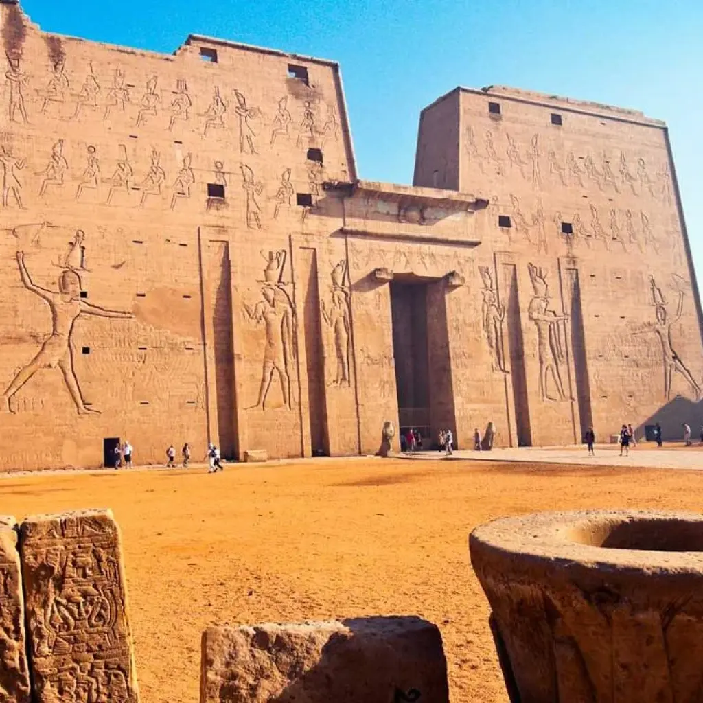 Explore Classical Egypt and Hurghada for 10 days with Europamundo and discover unforgettable experiences - Photo 2