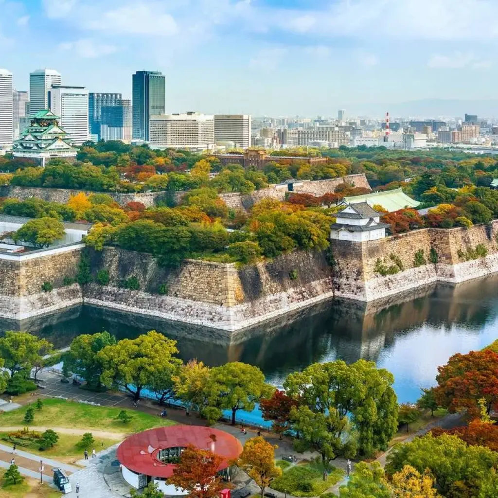 Explore Shining Korea and Essential Japan for 13 days with Europamundo and discover unforgettable experiences - Photo 2