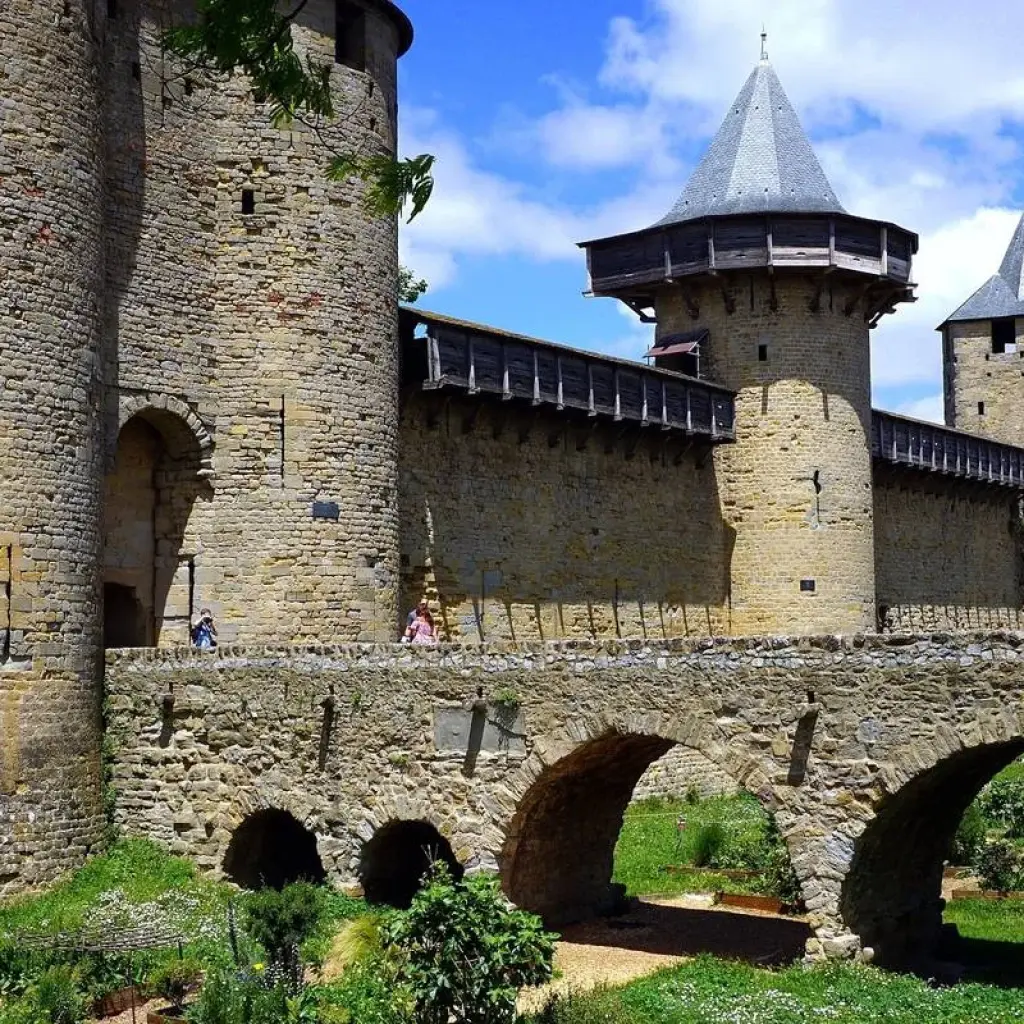 Explore Canal du midi Cycling : from Toulouse to Sete for 7 days with Exodus Adventure Travels and discover unforgettable experiences - Photo 2