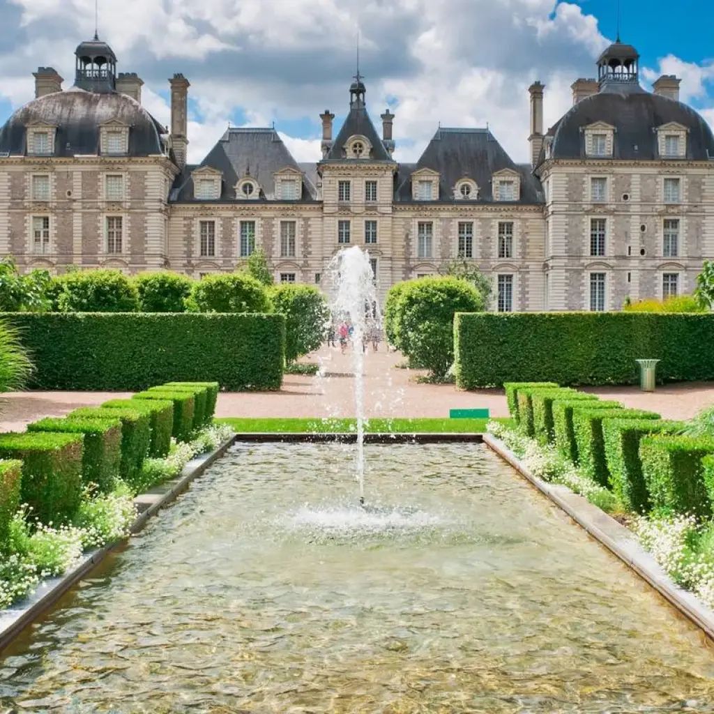 Explore Cycling the Chateaux of the Loire - Upgraded for 6 days with Exodus Adventure Travels and discover unforgettable experiences - Photo 2