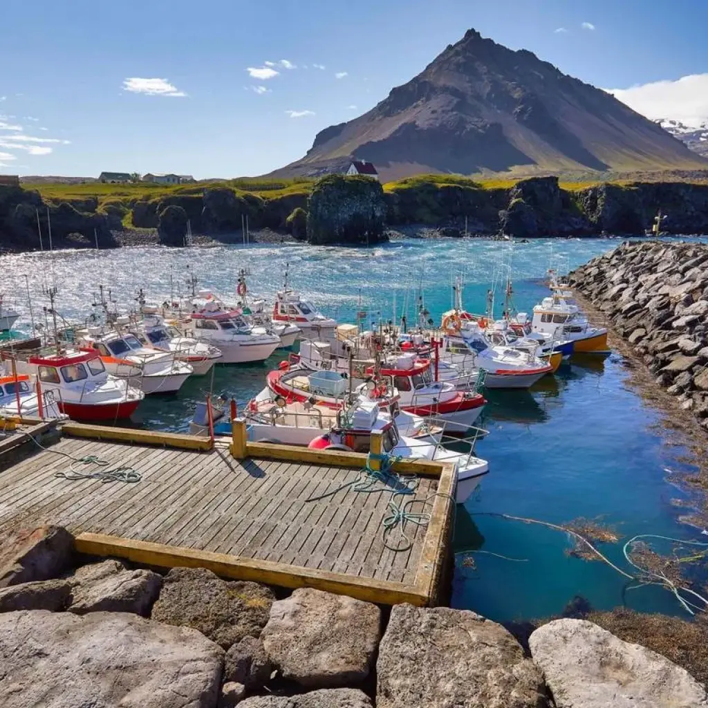 Explore Magical of Golden Circle, Snaefellsnes Peninsula & Jökulsárlón for 3 days with Expeditions Gateways and discover unforgettable experiences - Photo 2