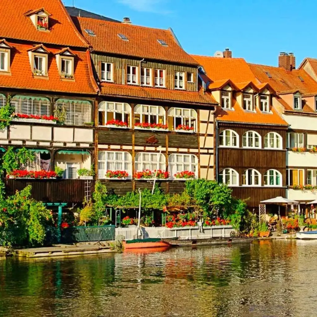 Explore Full Germany Circuit, Ending in Paris for 9 days with Europamundo and discover unforgettable experiences - Photo 2