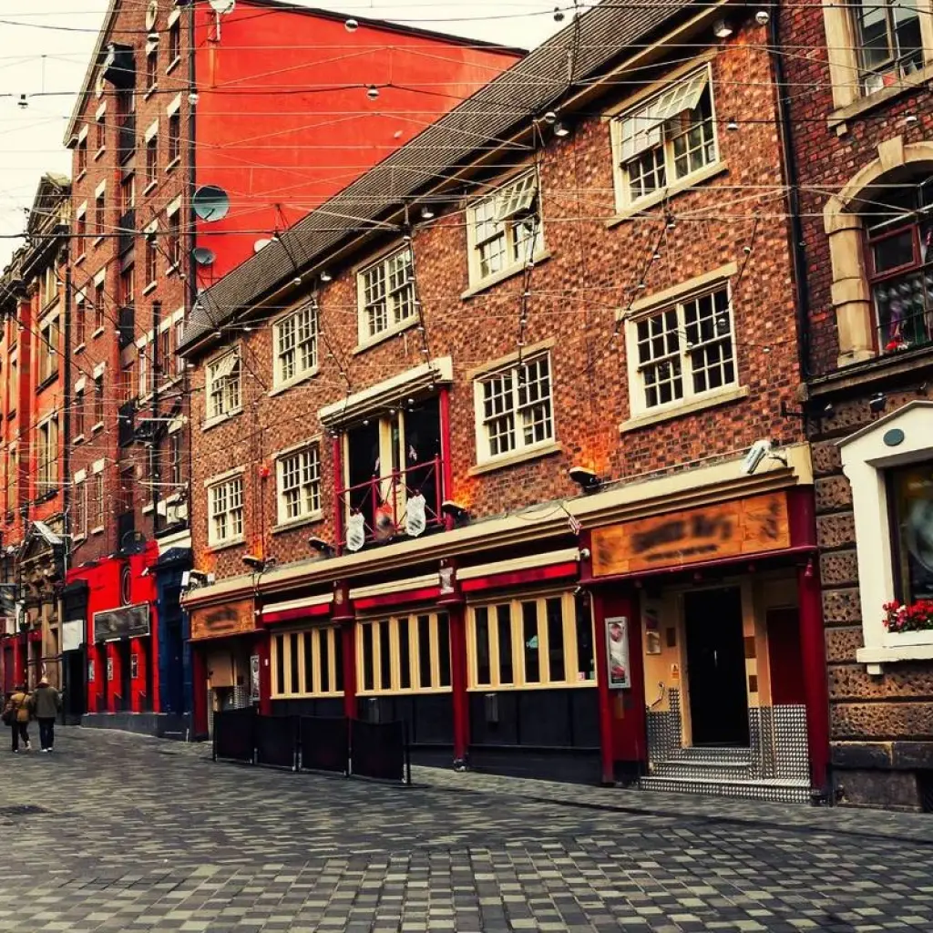 Explore London, the Highlands, Ireland, and Southern England for 20 days with Europamundo and discover unforgettable experiences - Photo 2