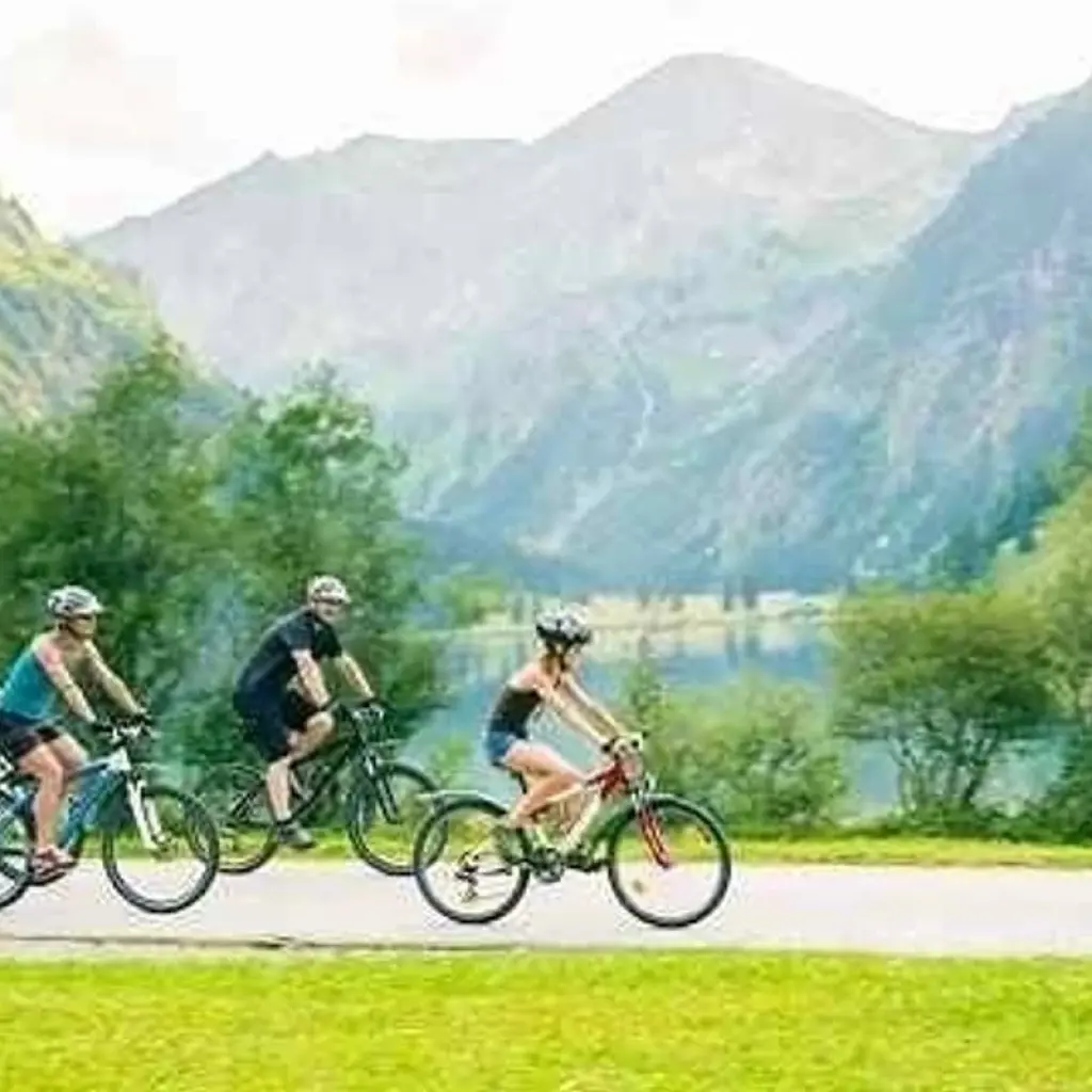 Explore Munich - Kitzbühel for 6 days with Feuer und Eis Touristik and discover unforgettable experiences - Photo 2