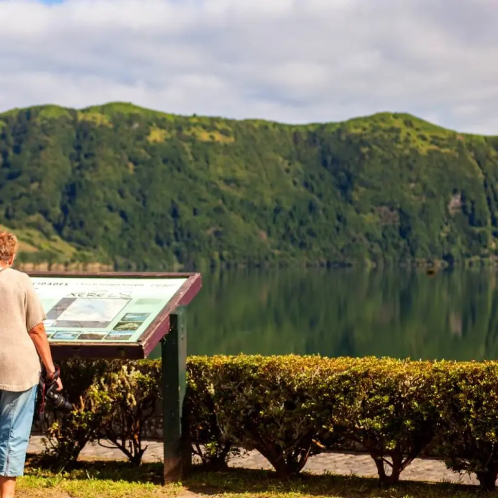 Explore Whales Migration Route for 7 days with Futurismo Azores Adventures and discover unforgettable experiences - Photo 2