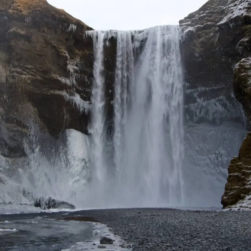 Explore 8 Days Northern Lights Exploration – Small Group for 8 days with GJ Travel and discover unforgettable experiences - Photo 2