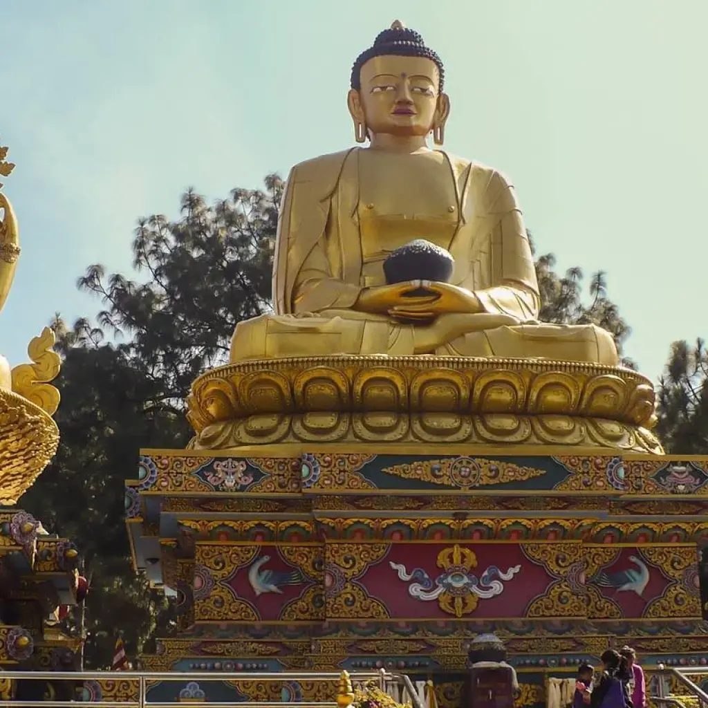 Explore Annapurna Circuit Trek for 18 days with G Adventures and discover unforgettable experiences - Photo 2