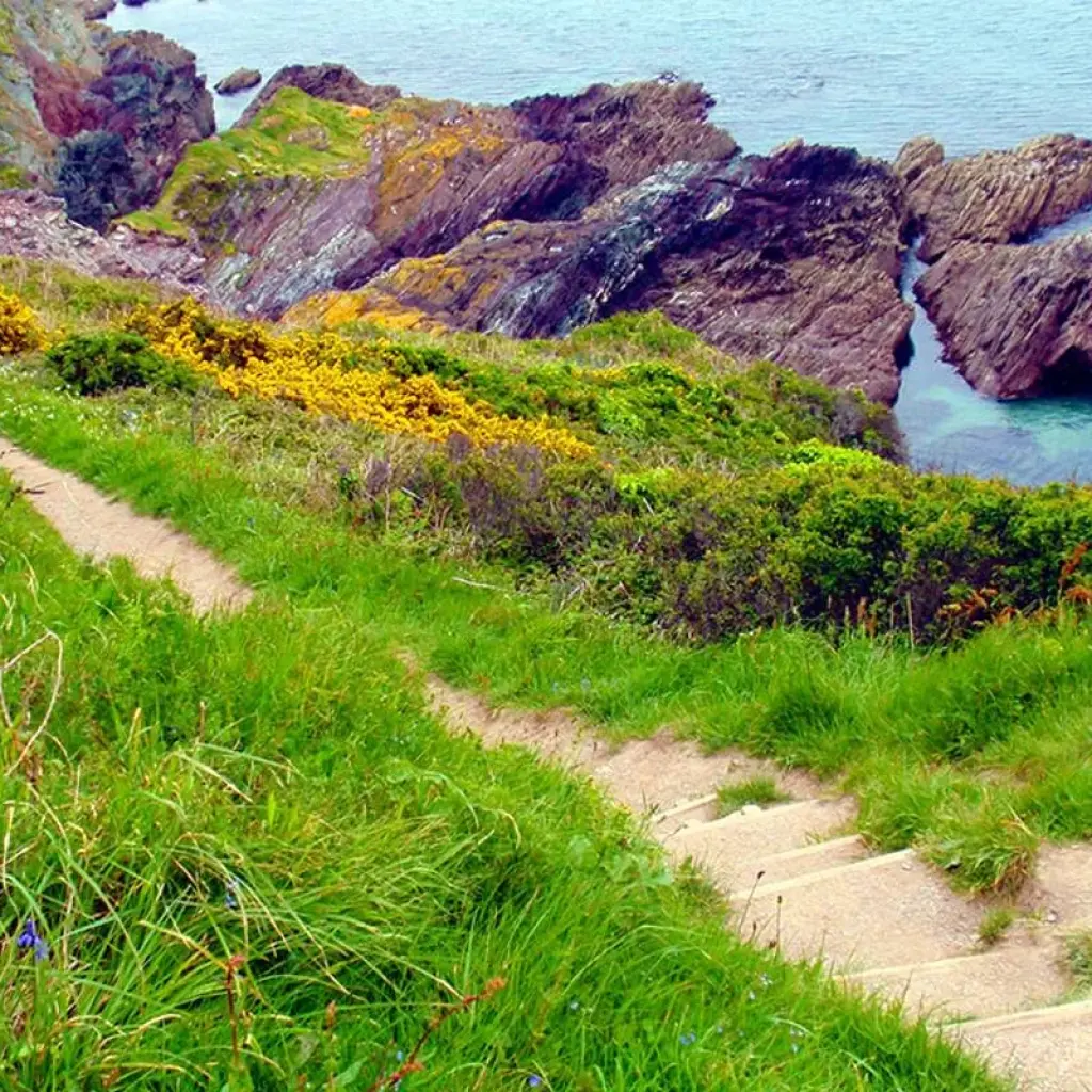 Explore Experience Southern England in Detail for 10 days with Gebeco and discover unforgettable experiences - Photo 2