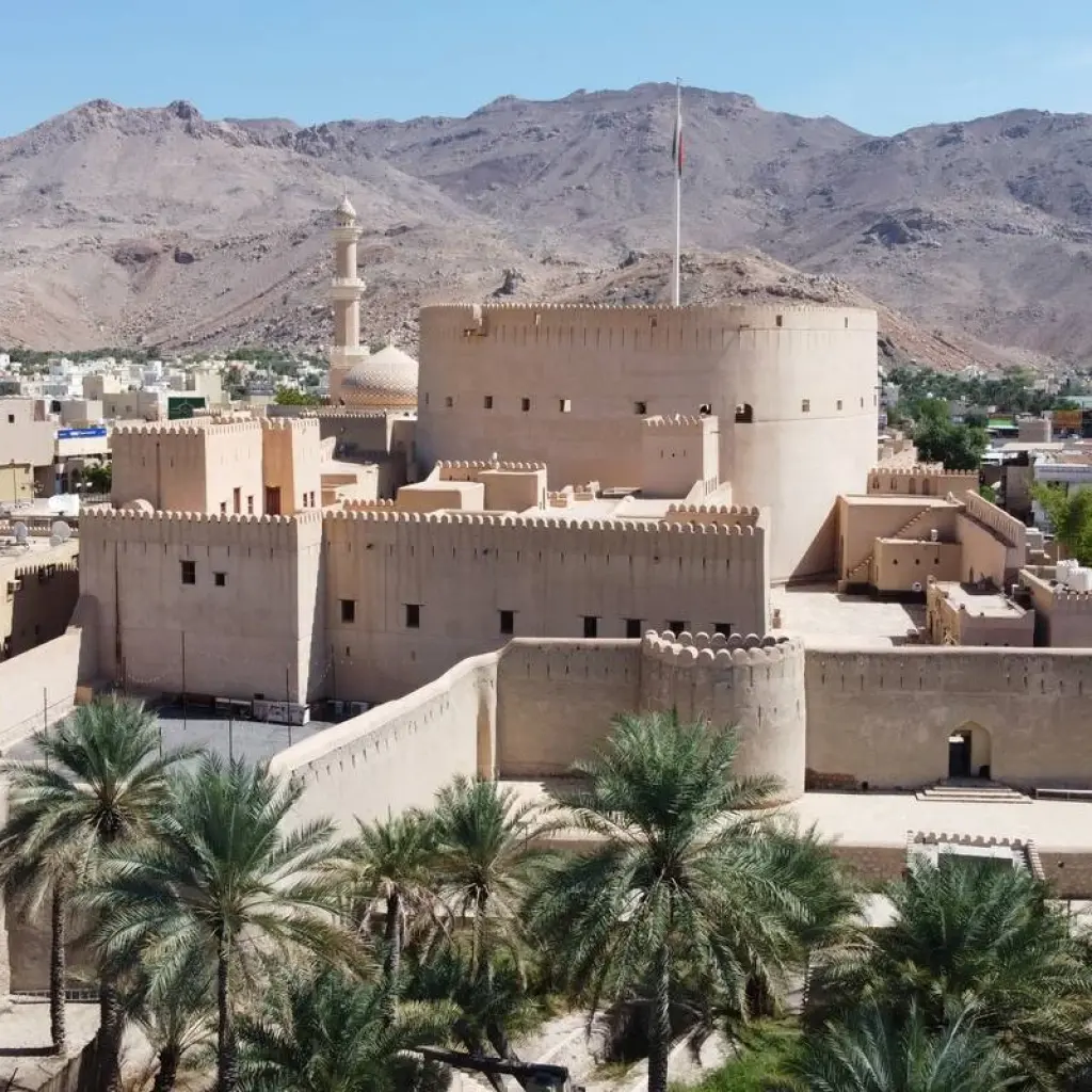 Explore Adventure Across Oman for 6 days with GidOman and discover unforgettable experiences - Photo 2