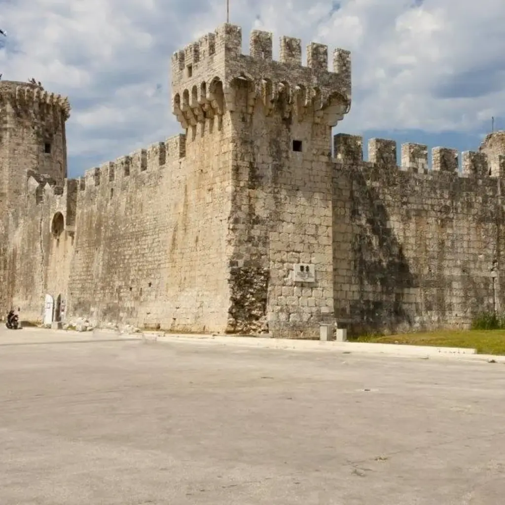 Explore Grand tour of Croatia 8 Days, Self-Drive for 8 days with Gulliver Travel and discover unforgettable experiences - Photo 2