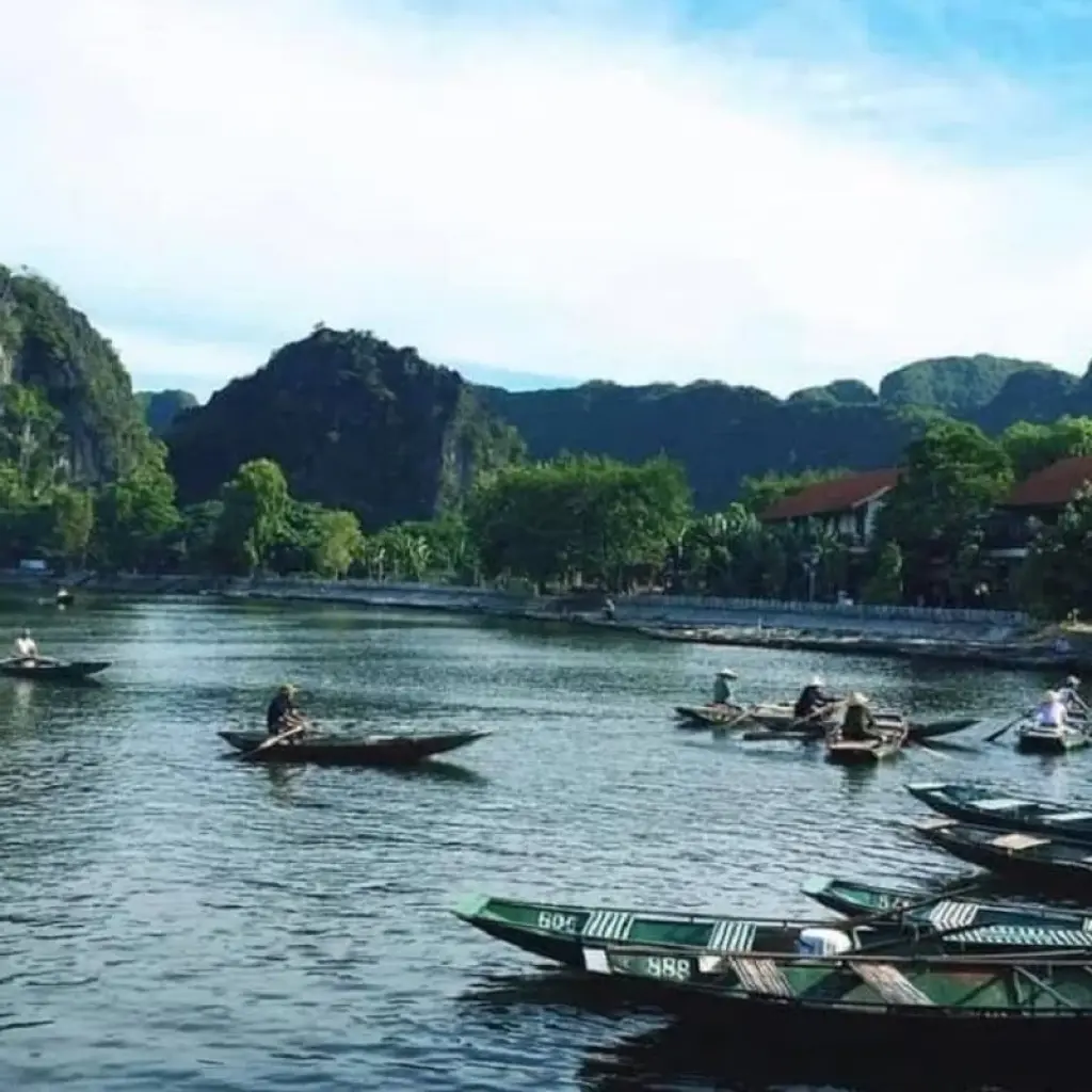 Explore 5 Day Hanoi - Ninh Binh - Halong Bay Tour for 5 days with Ha Long Bay Lux Cruises Tours and discover unforgettable experiences - Photo 2