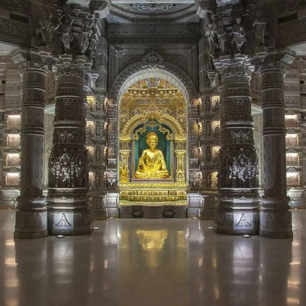 Explore Sacred Spaces: Exploring Akshardham for 1 days with Holidays At and discover unforgettable experiences - Photo 2