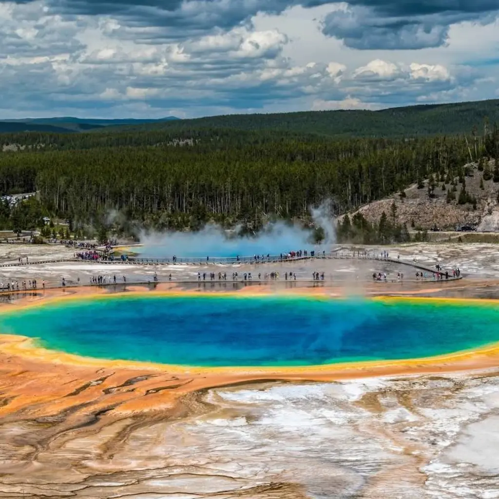 Explore America's Magnificent National Parks (Classic, End Denver) for 15 days with Insight Vacations and discover unforgettable experiences - Photo 2