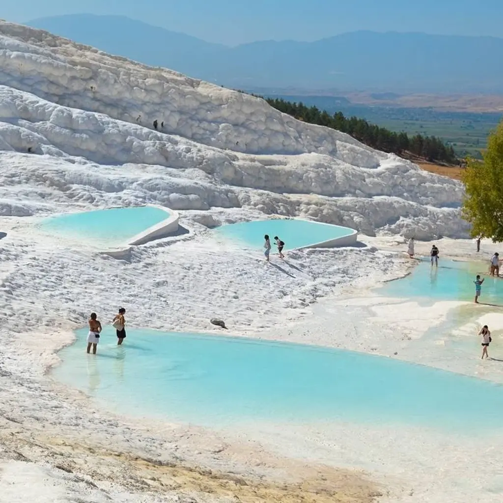 Explore Istanbul, Ephesus & Pamukkale - 4 days for 4 days with On The Go Tours and discover unforgettable experiences - Photo 2