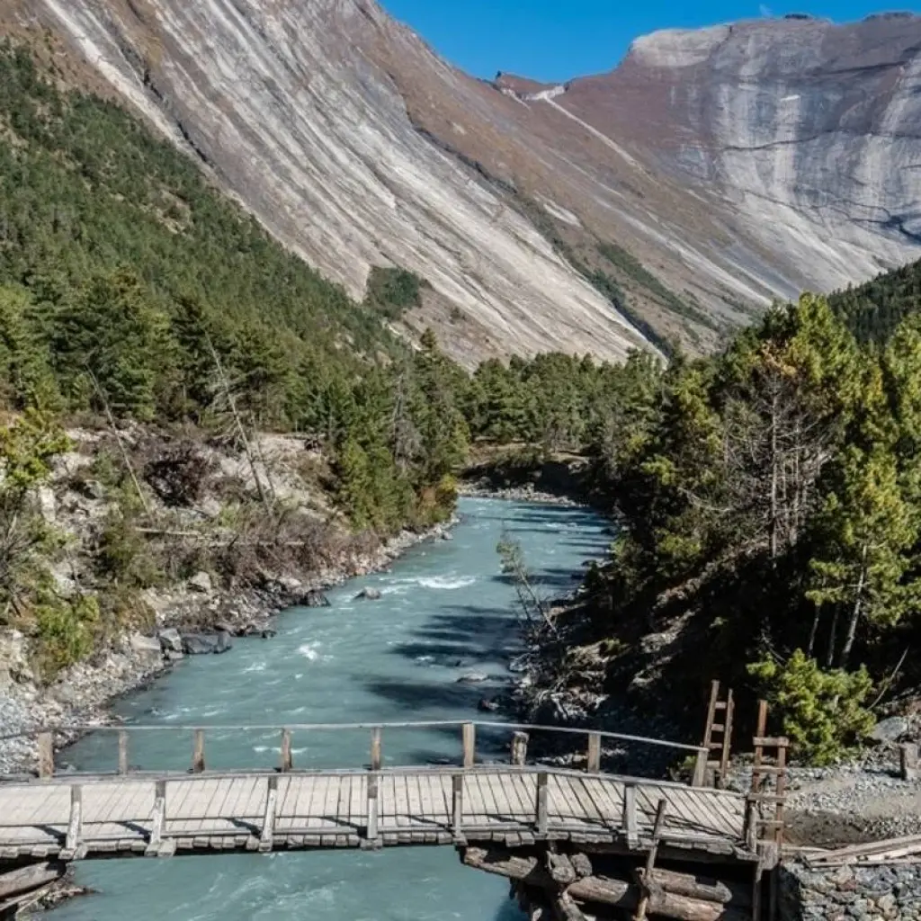 Explore Annapurna Circuit Trek for 13 days with Peregrine Treks and Expedition Pvt Ltd and discover unforgettable experiences - Photo 2
