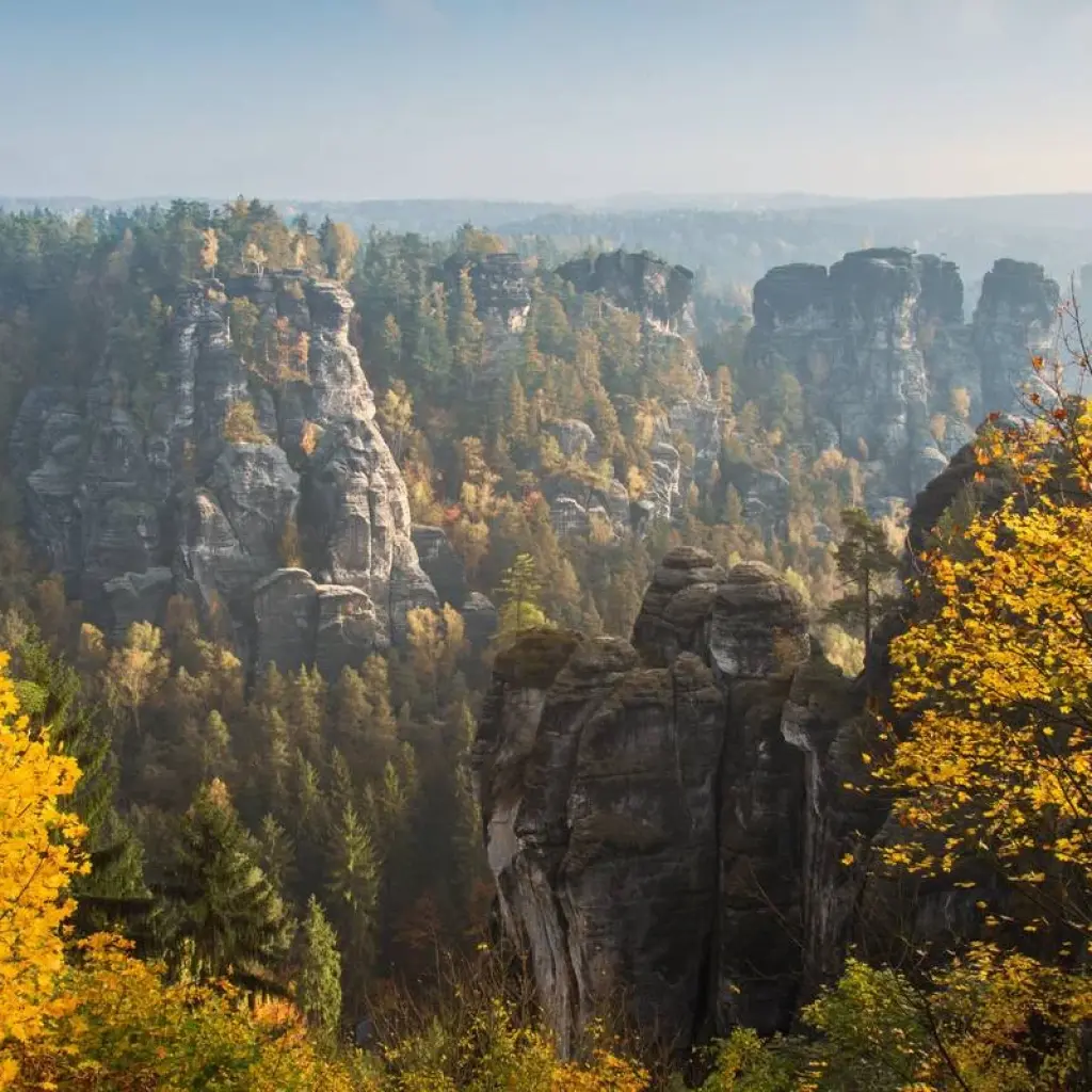 Explore 2 Countries in 1 Day: Bohemian and Saxon Switzerland HIKING TRIP for 1 days with Prague Best Experience and discover unforgettable experiences - Photo 2