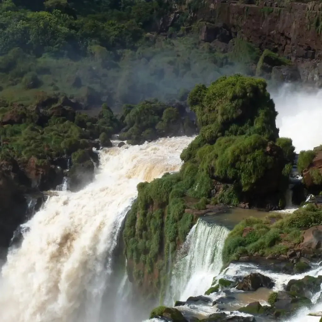 Explore 4 Days - Citypackage Iguassu Falls for 4 days with Qwerty Travel Argentina and discover unforgettable experiences - Photo 2